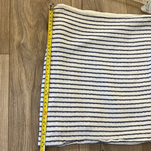 Gap Striped Mini Skirt-Size 8 - Picture 5 of 6